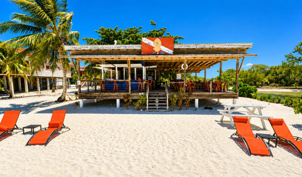 Bar For sale - Utila, Bay Islands - Listing ID: URE0720 - Photo