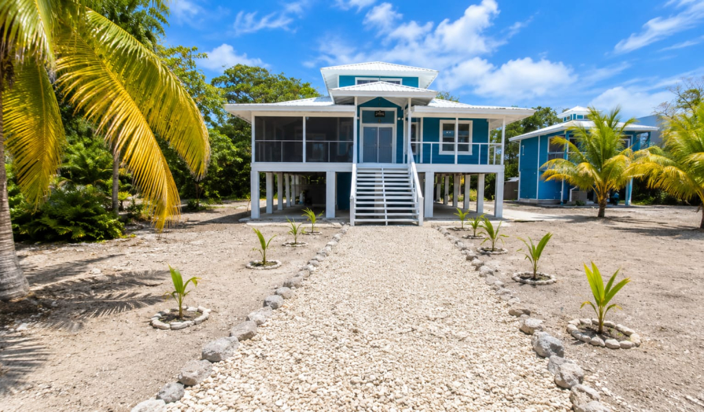 Listing ID: URE0721, Joshoa Point Utila, Bay Islands, HN - Sapphire Haven, Photo #