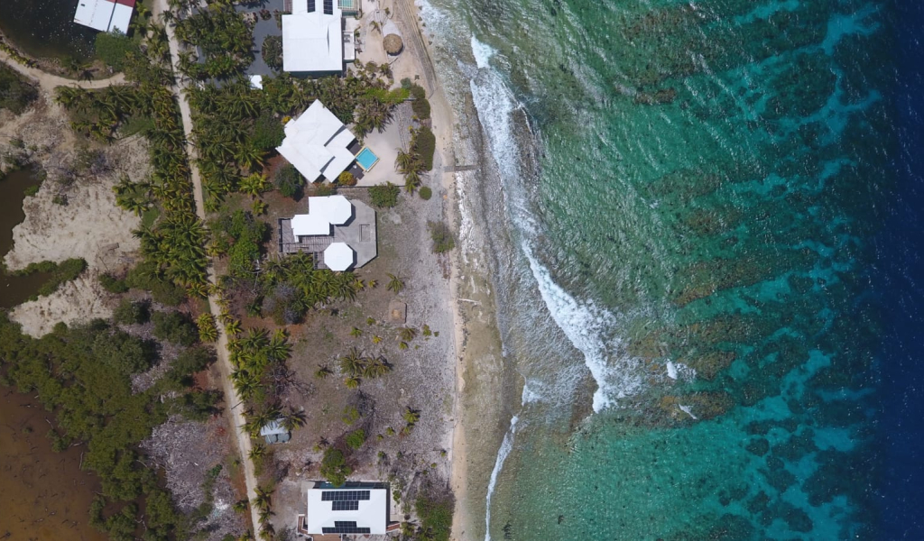 Listing ID: URE0722, Coconut Cove Utila, Bay Islands, HN - Coconut Cove Unfinished Gem, Photo #