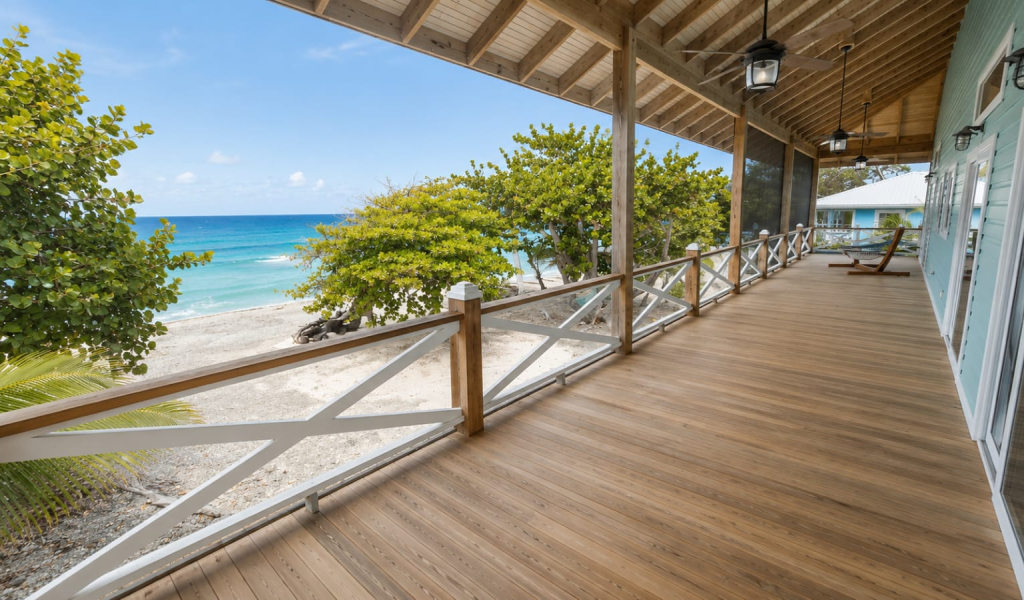 Listing ID: URE0725, Joshoa Point Utila, Bay Islands, HN - Deja Blue, Photo #