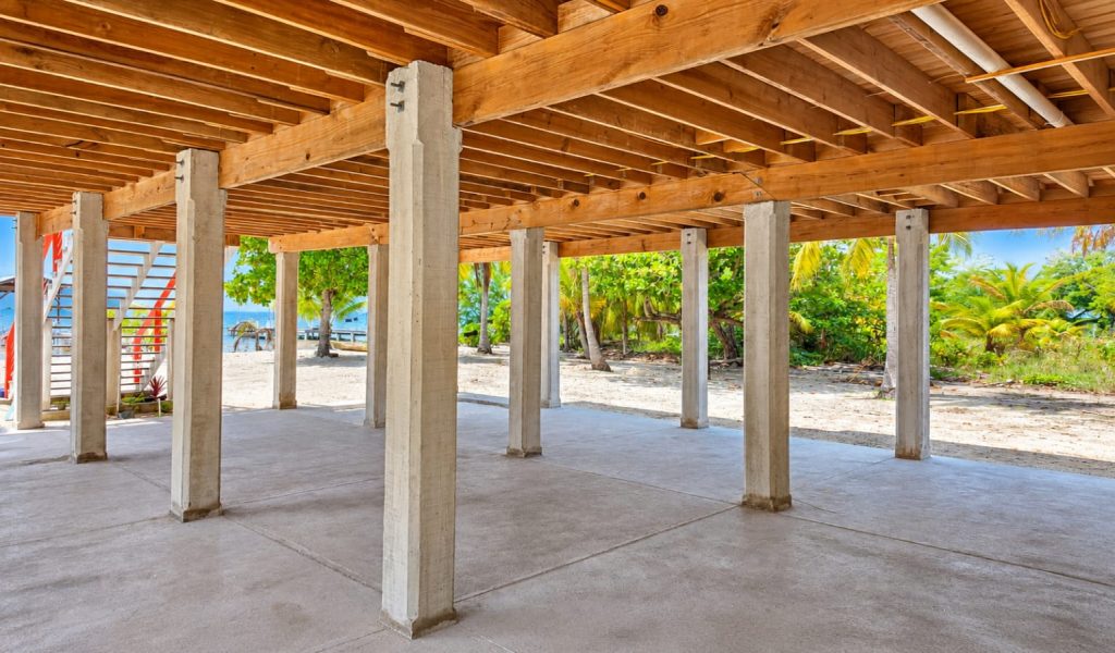 Listing ID: URE0728, Holland Beach Utila, Bay Islands, HN - Tranquility Shores At Holland Beach, Photo #